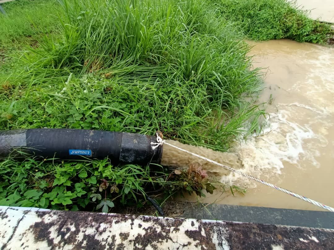 PEMASANGAN PAM BAGI KAWASAN AIR GENANG DI MERU, KLANG