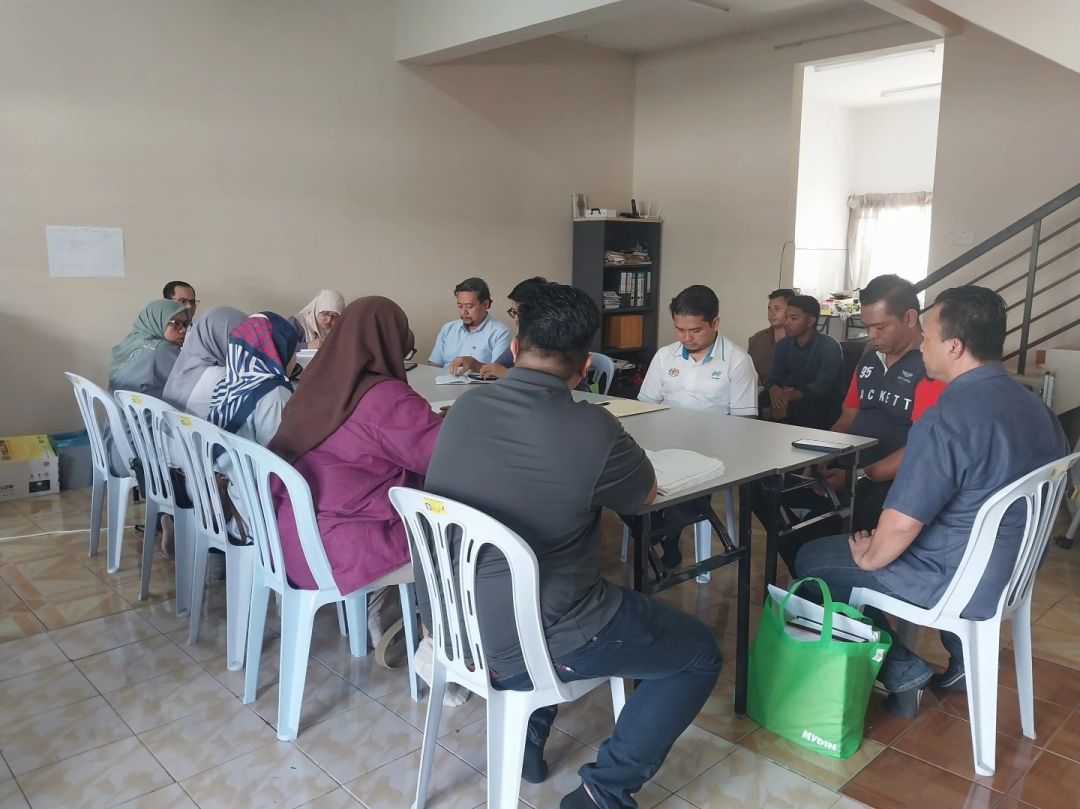 LAWATAN TAPAK PROJEK TEBATAN BANJIR OLEH PENGARAH JPS NEGERI SELANGOR