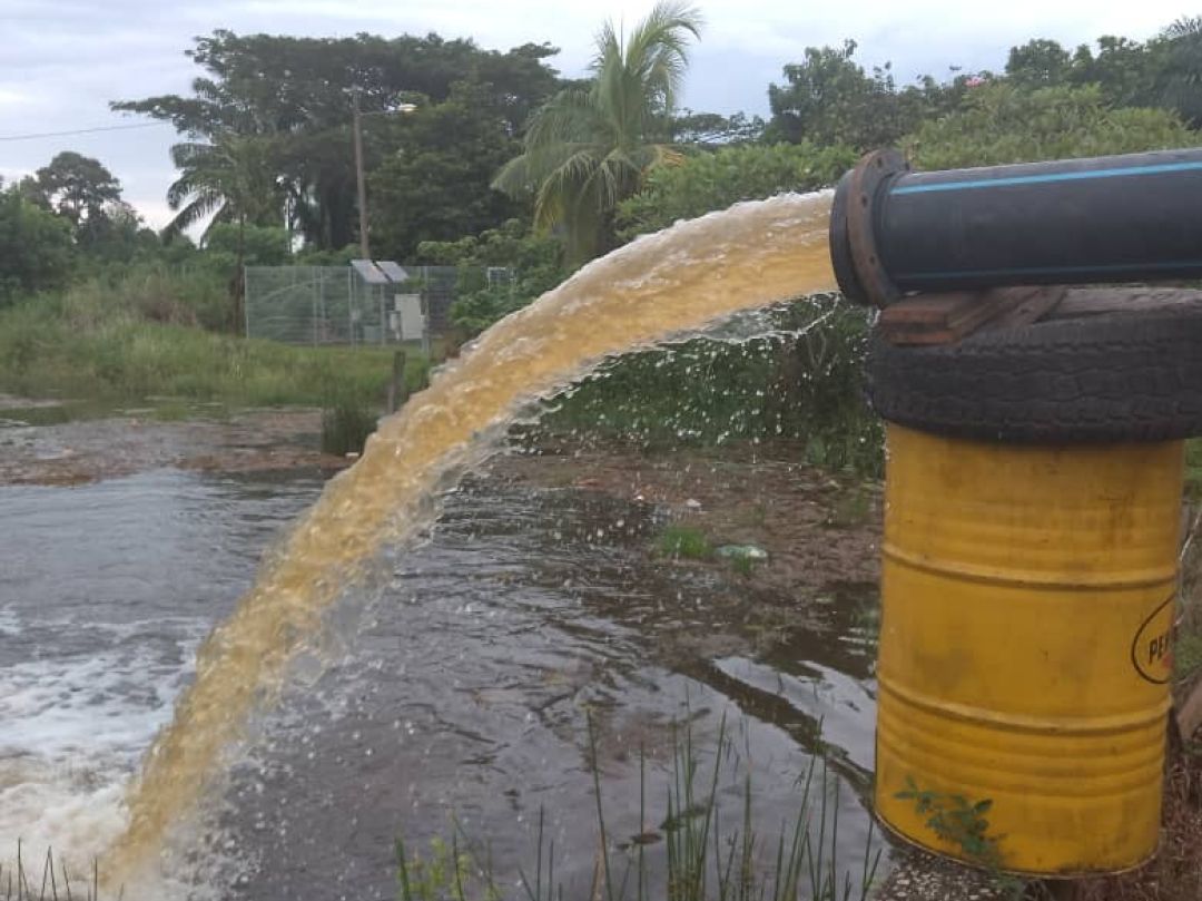 OPERASI PAM BERGERAK DI SELANGOR UNTUK MENGURANGKAN RISIKO BANJIR DI DAERAH KUALA SELANGOR