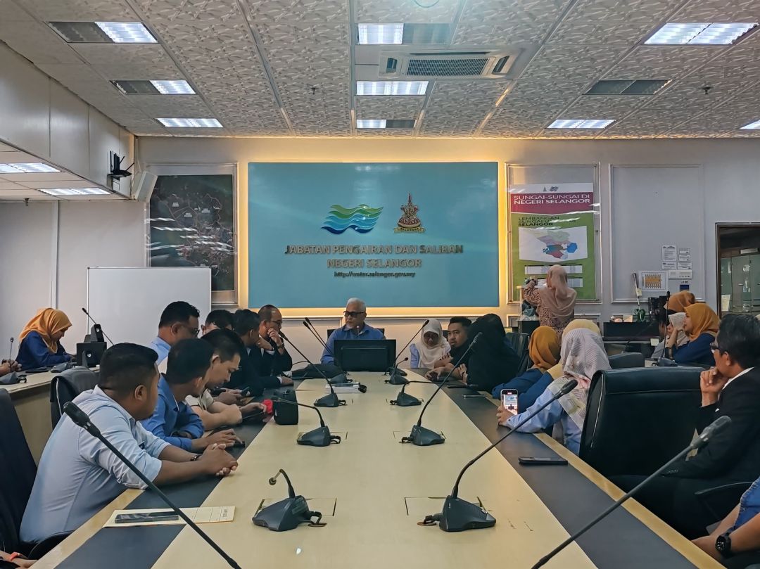 MAJLIS SANJUNGAN BUDI DAN LAMBAIAN KASIH PENGARAH Ir. HJ. NASSER BIN SALIM