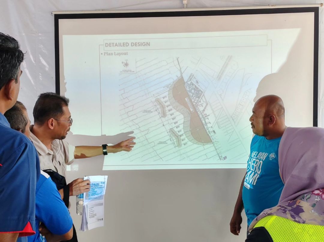 SESI DIALOG BERSAMA PERSATUAN NELAYAN KUALA LANGAT BAGI PROJEK PEMULIHARAAN PANTAI MORIB BERTEMPAT DI TAPAK PROJEK PANTAI MORIB.
