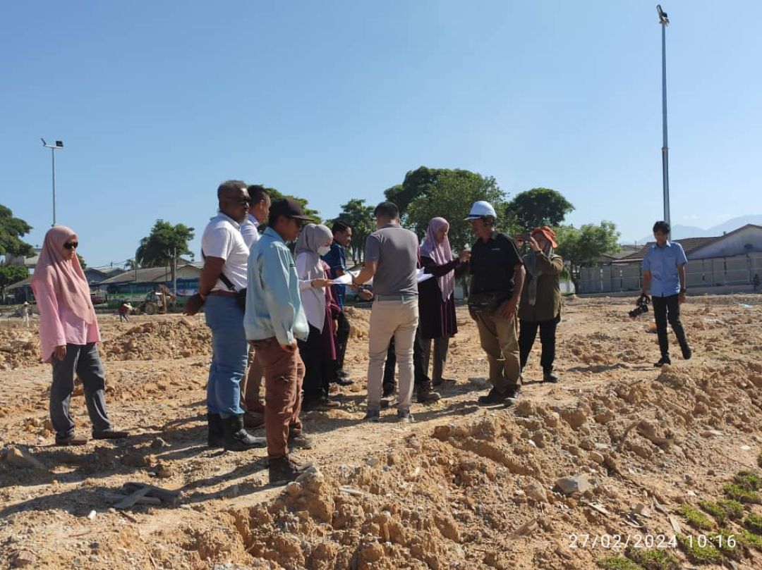 Lawatan Tapak Operasi Bersepadu Pemeriksaan Aktiviti Kerja Tanah (OPS Lumpur) Jabatan Pengairan dan Saliran (JPS) Negeri Selangor Bersama Majlis Perbandaran Hulu Selangor (MPHS), JPS Daerah Hulu Selangor serta Wakil Pemaju